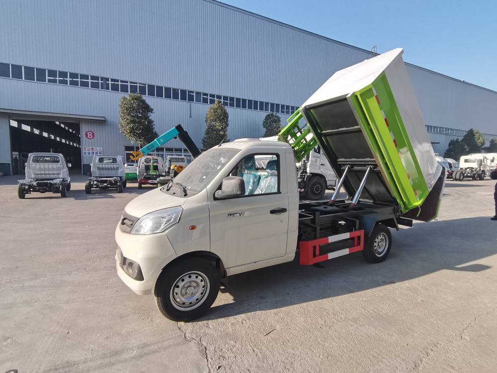 福田小型3方侧装挂桶式垃圾车现车供应挂桶垃圾车