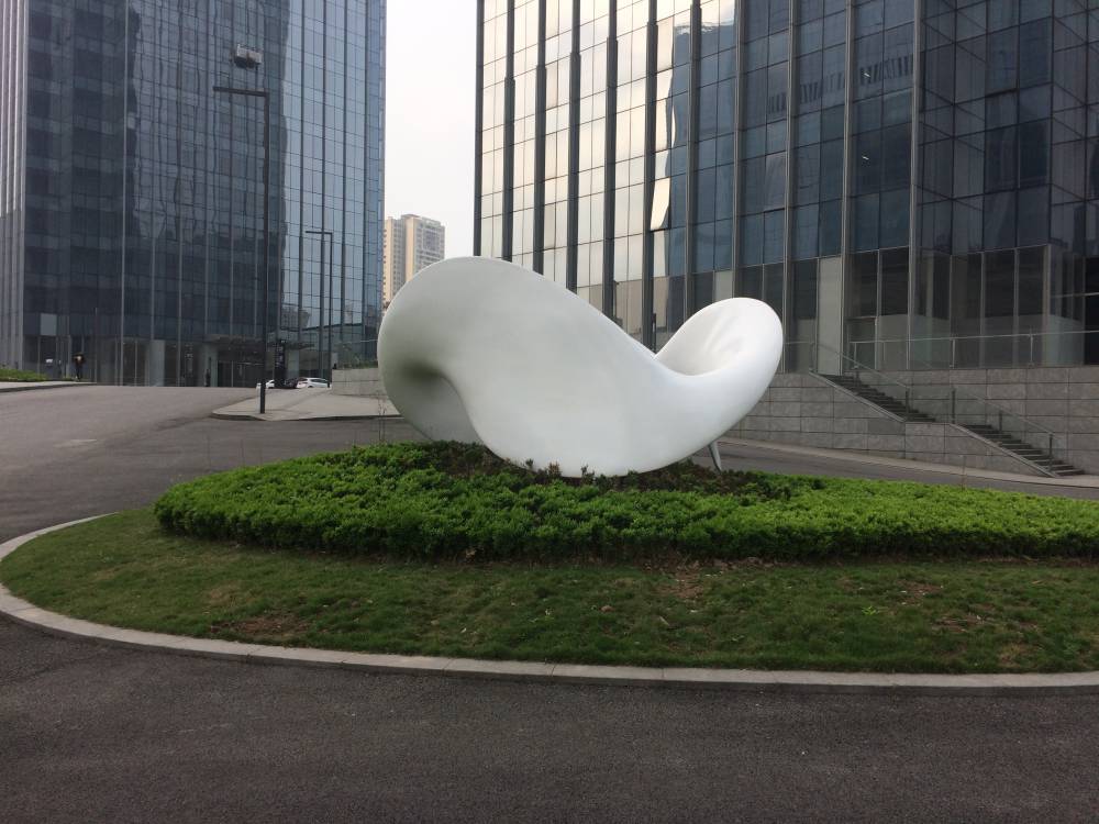 花瓣雕塑白色抽象雕塑园区景观雕塑定制