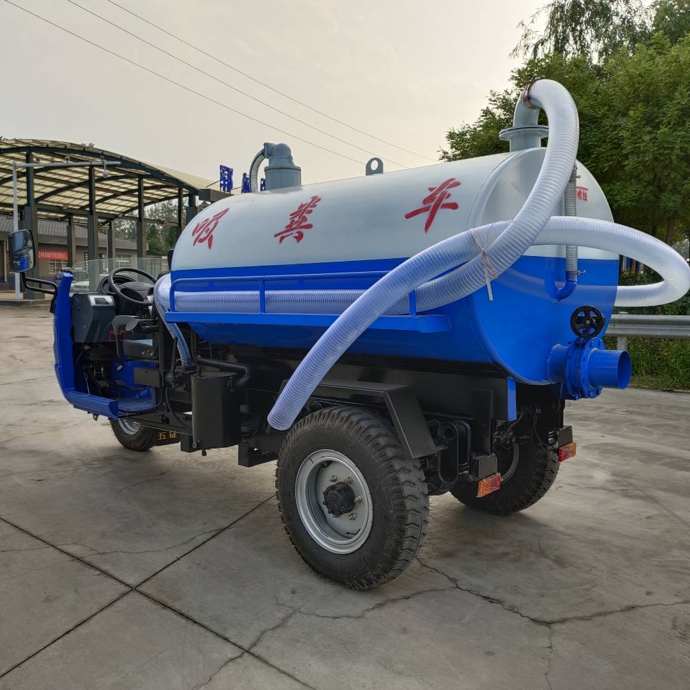 小型吸粪车街道环卫抽粪车8吨吸污车