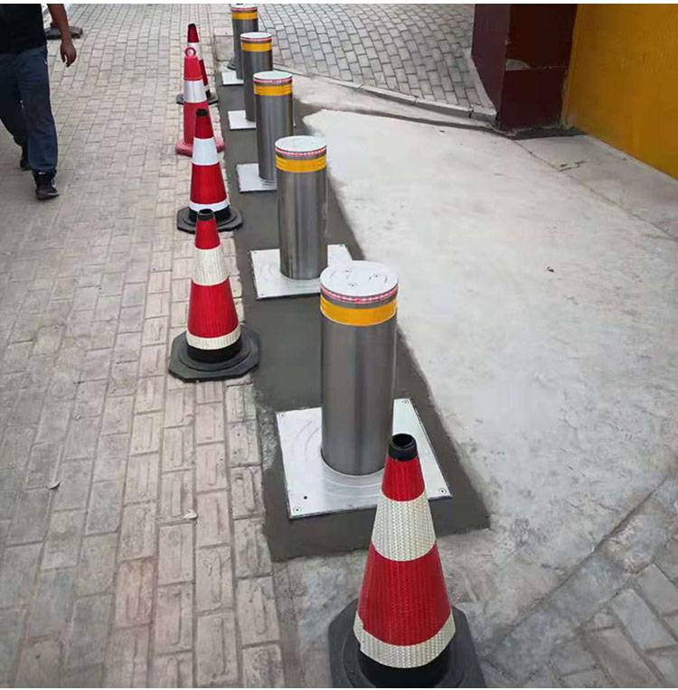 聚仁升降柱液压一体式升降柱全自动路障伸缩柱