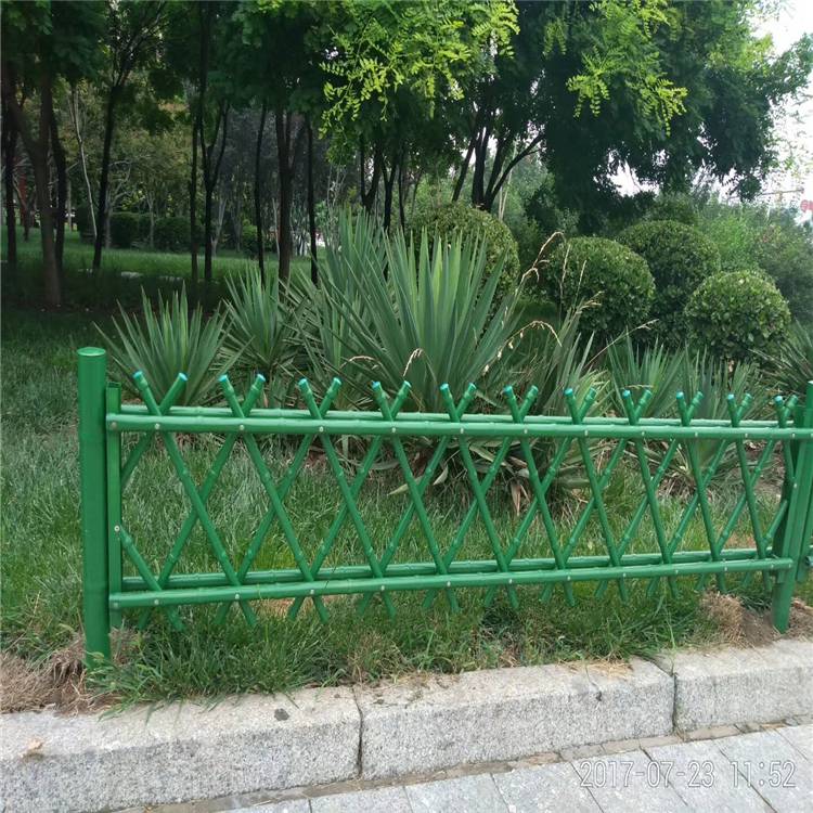 菜园仿竹护栏 可定制加工 竹节管围栏 万泰