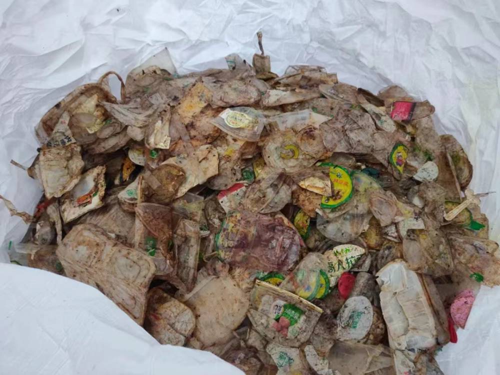 pp餐盒回收加工生产线废旧塑料餐盒破碎清洗线