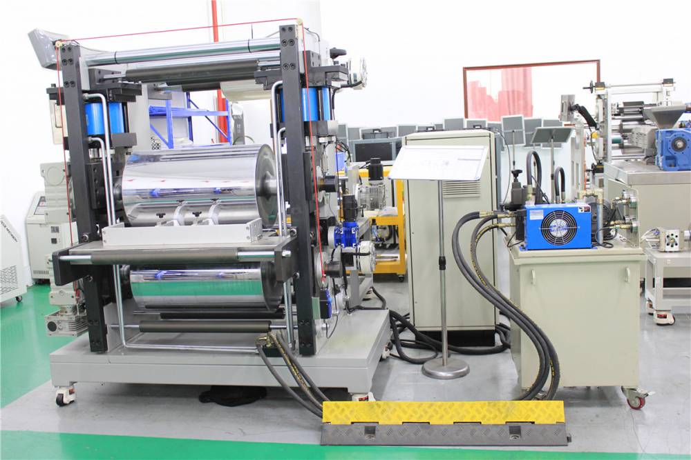 小型立式二辊压延机出售橡胶压延实验线广州普同