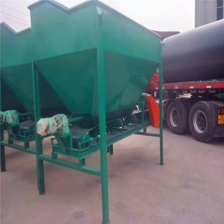 复合肥设备安装宣传图 性能特点