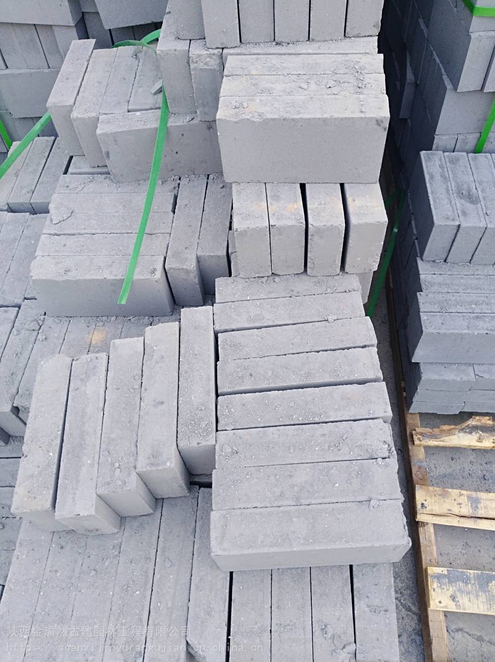 西安古建砖雕厂家仿古砖雕墙地面装饰批发仿古粘土烧制青砖地砖出售