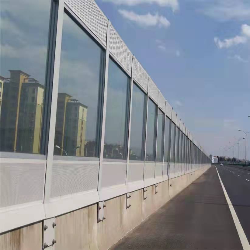 镀锌板圆孔声屏障pc板隔音声屏障百叶孔声屏障