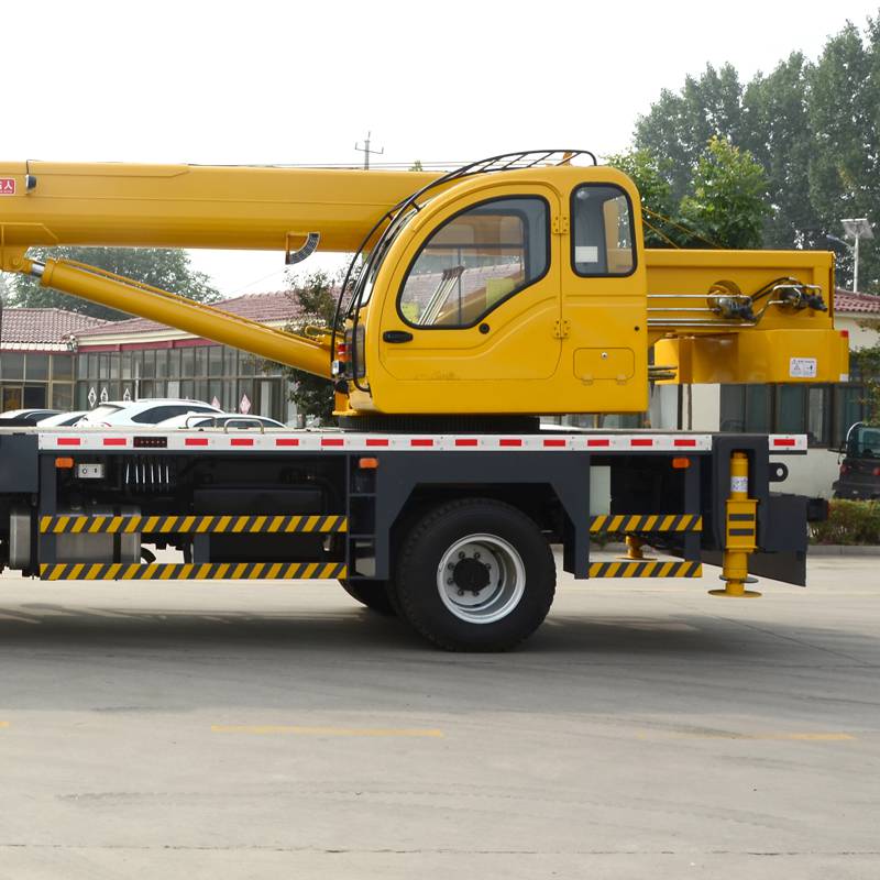 十六吨吊车 国六福田160马力16吨吊车配置 起重机型号大全