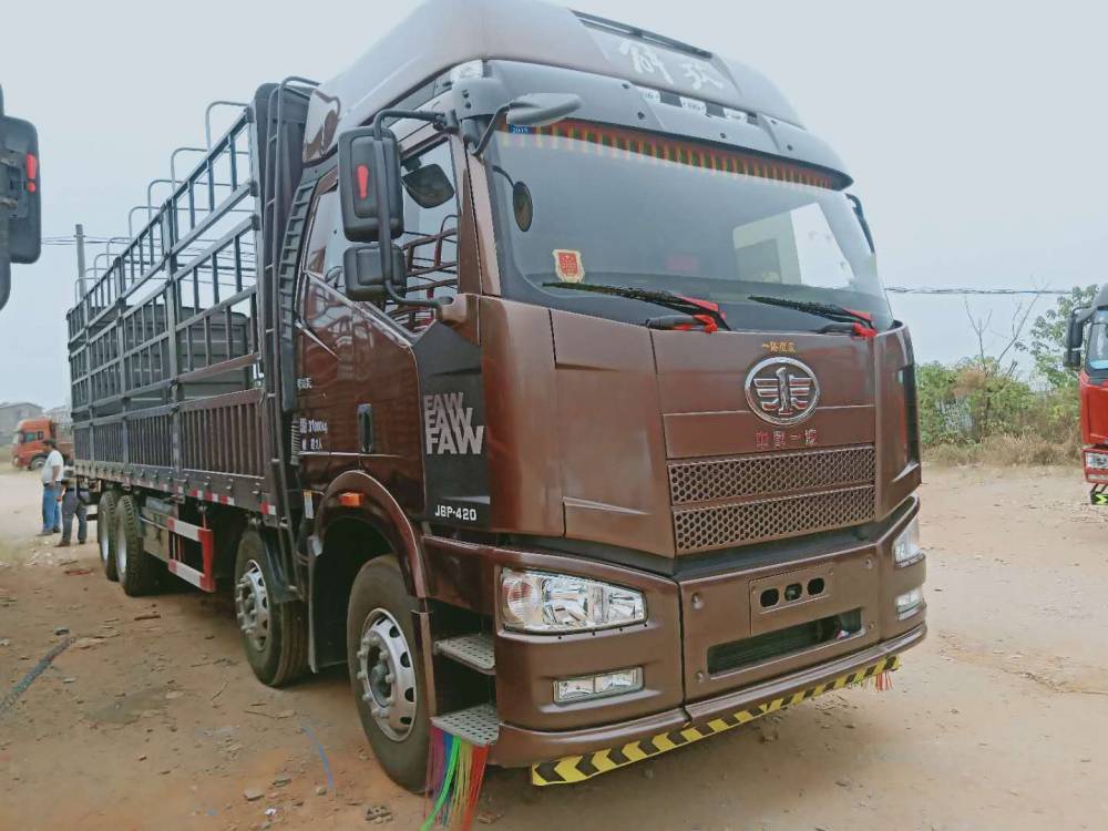 一汽解放前四后八高栏车二手货车买卖交易市场9米6前四后八高栏车二手