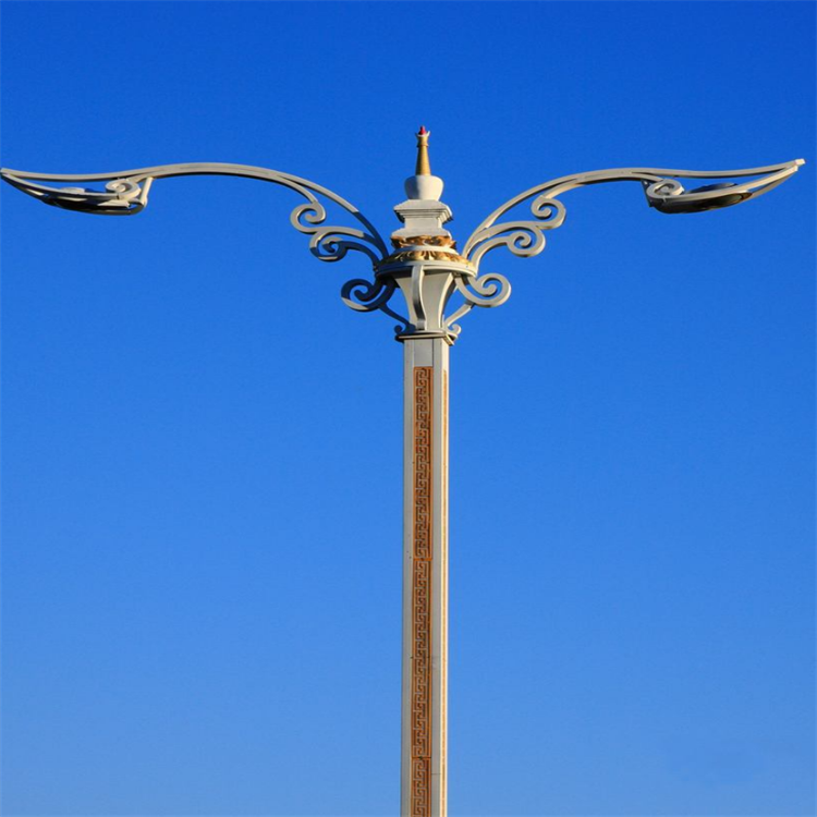 芯鹏达太阳能路灯供应民族特色款印花设计景观灯xpdmzf31