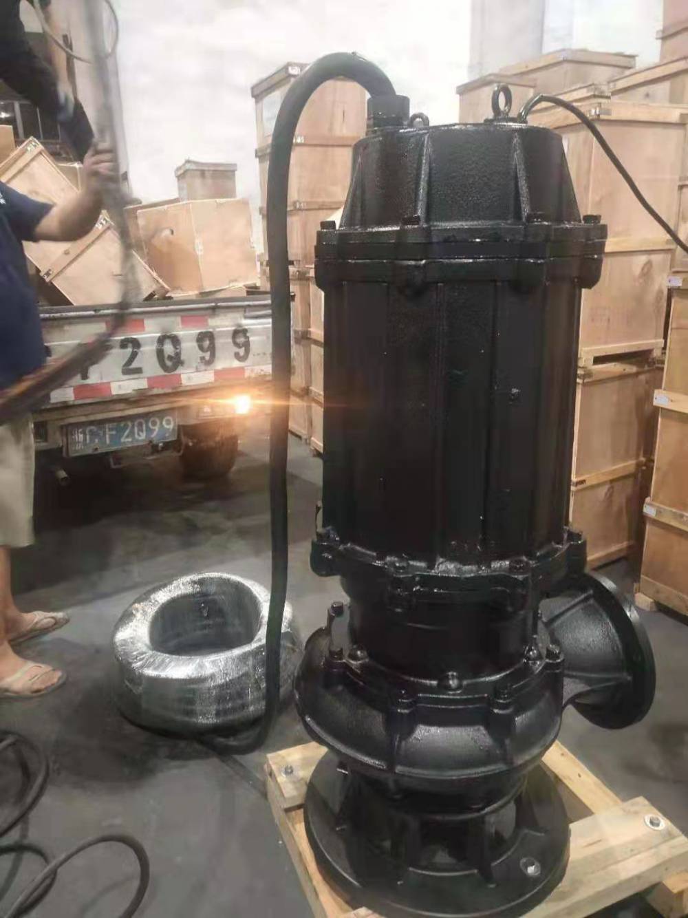 潜水排污泵厂家自动搅匀排污泵潜水式排污泵qw潜水排污泵地下室排污泵