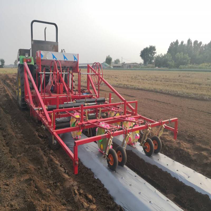 拖拉机牵引大型起垄覆膜播种机药材蔬菜起垄覆膜机 双垄单垄三垄播种