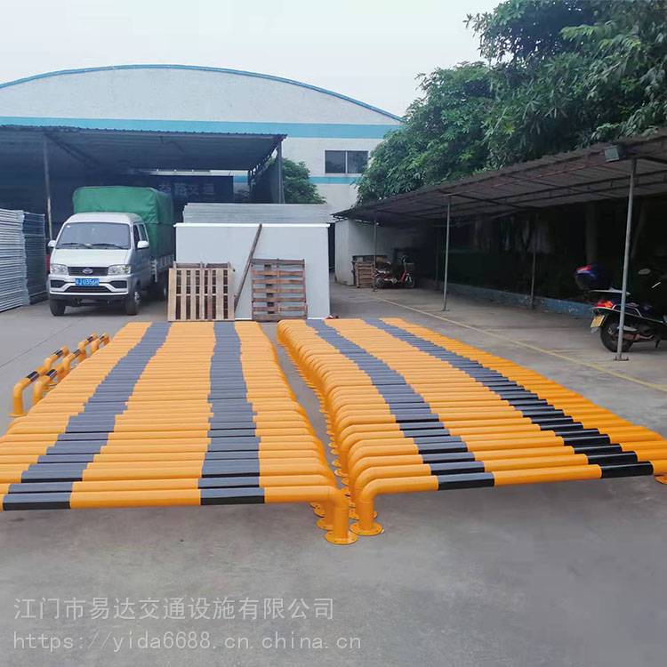 江门U型挡车杆护栏生产厂家 大型停车场常用钢管防撞护栏