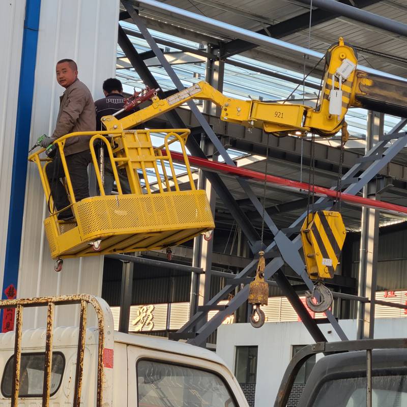 15米旋转吊车吊篮外墙施工顶框自动调平吊车吊笼