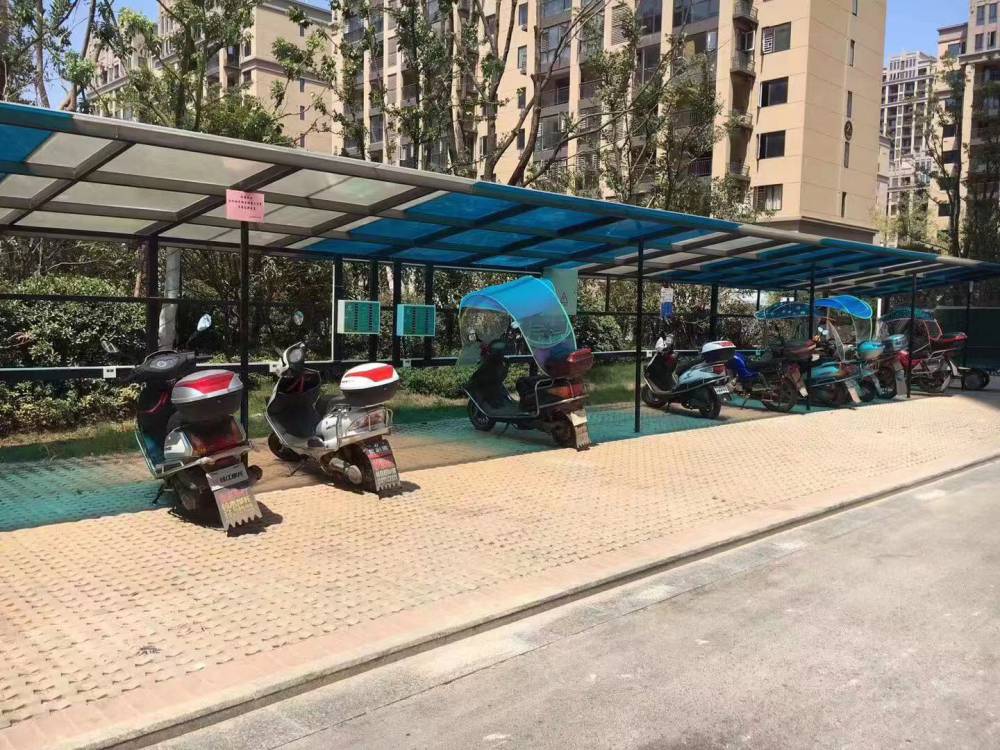 超翔小区充电站是由一台电源控制器外加插座构成,插图55 超翔小区充电站是由一台电源控制器外加插座构成,插图55