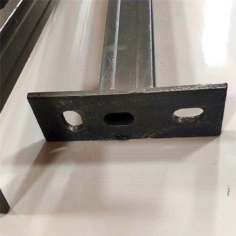 生产混凝土预埋槽管片预埋槽道