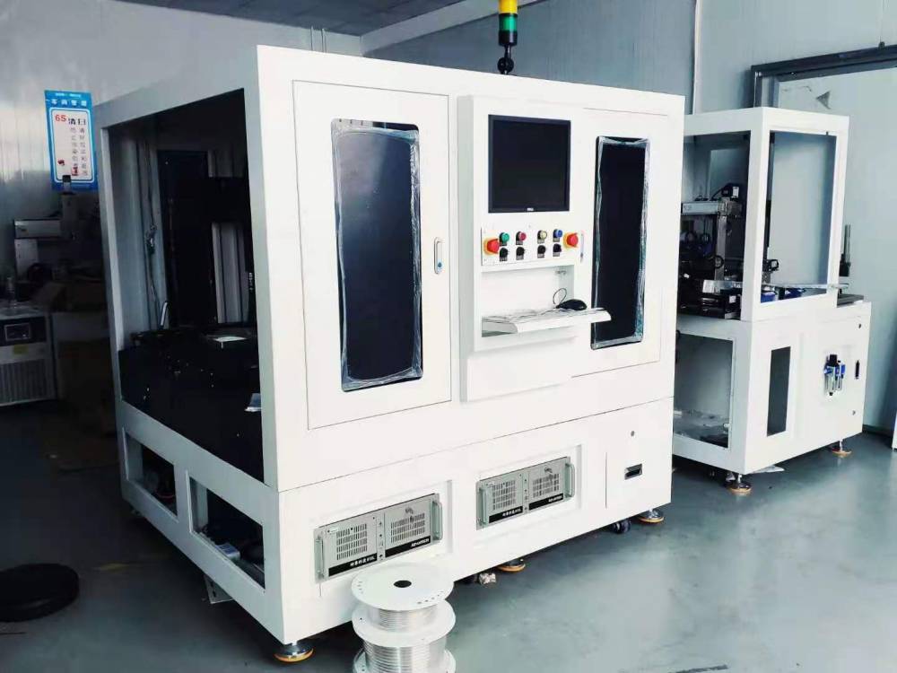 htccltcc膜材激光打孔切割设备图片