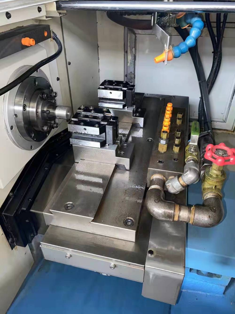 出售二手日本高桥l30排刀车床二手数控卧车二手数控车