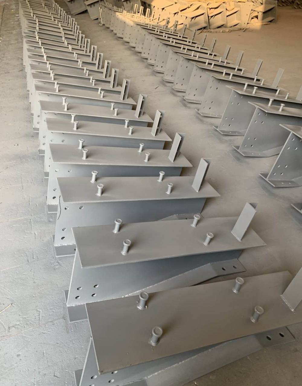 钢横梁安装套定额 箱梁钢横梁 宜宾钢横梁卖家