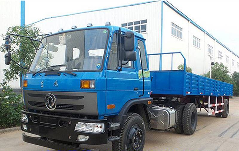 老款平头教练车东风145型a2半挂教练车参数配置