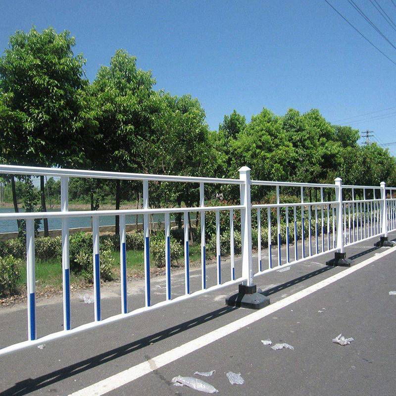 马路防撞栏杆 机动车道防撞护栏 公路防撞护栏 市政防撞护栏