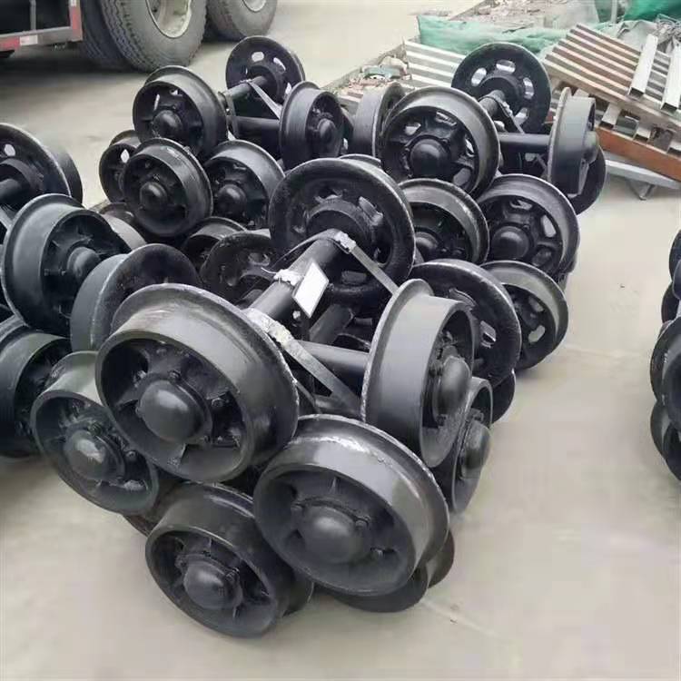 路平机械机车轮对实心空心铸钢矿车轮矿车轮子