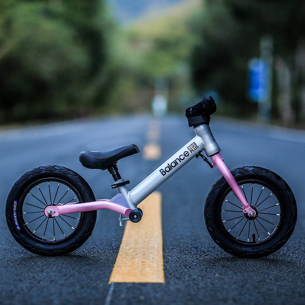 碳钢产品特性平衡车颜色蓝色进入店铺立即询价供货总量1000辆发货期限