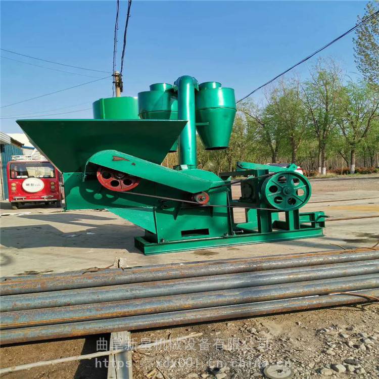 杂粮玉米芯粉碎机棕丝松针养殖饲料粉碎机骨头药材破碎机图片