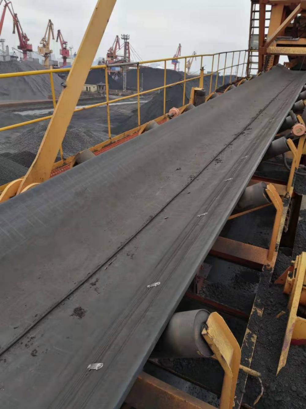 【***输送带修补队伍,修复煤矿,钢厂,水泥厂输送机皮带修复】视频介绍