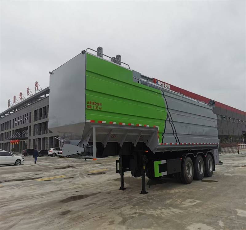 东风专底饲料散装车运输车