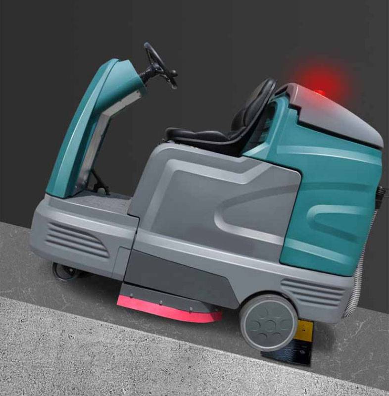 驾驶式洗地机中大款工厂车间地面清洗机地库刷地面保定电动洗地车