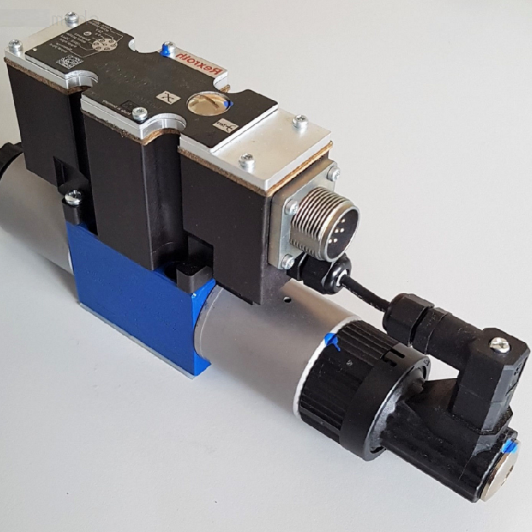 r900551788叠加式液压卸荷阀静止时溢流阀呈关闭状态