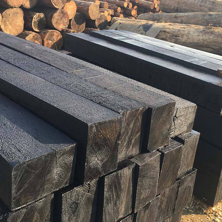 供应落叶松防腐油浸枕木各种规格桥梁枕木湿地松轨道木枕