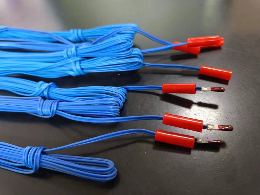 生产各种无桥电点火头脉冲电点火头消防用电点火头有桥电火柴刚性电