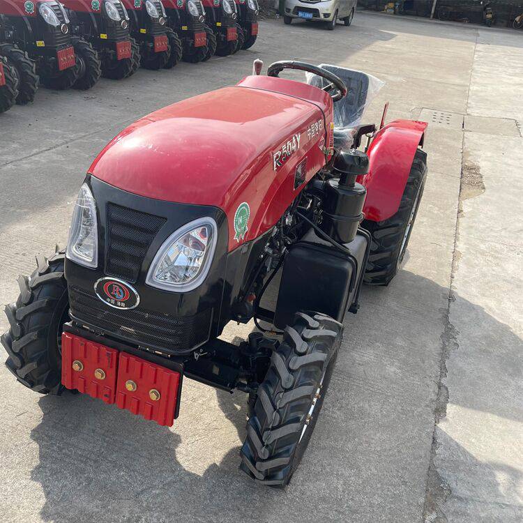 中型拖拉机多功能耕田机多缸中型耕地四轮拖拉机