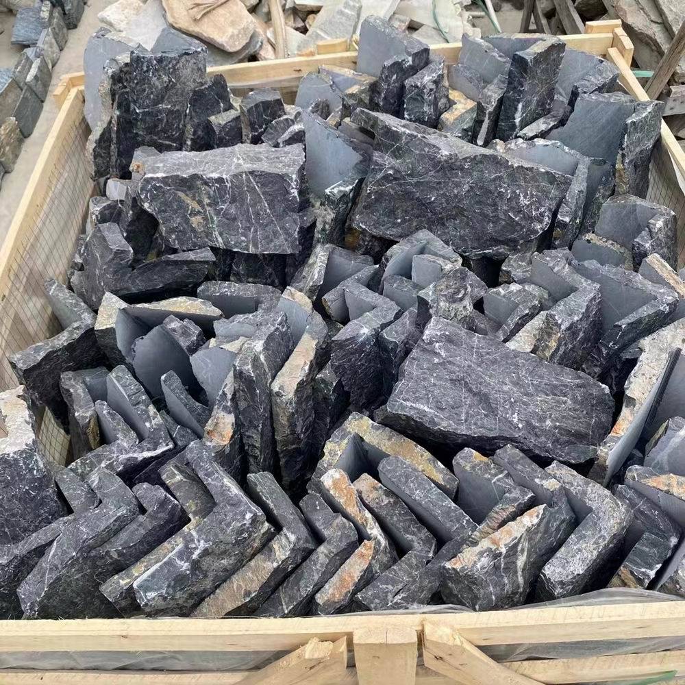 青石板碎拼石 青灰色园林不规则铺路片石