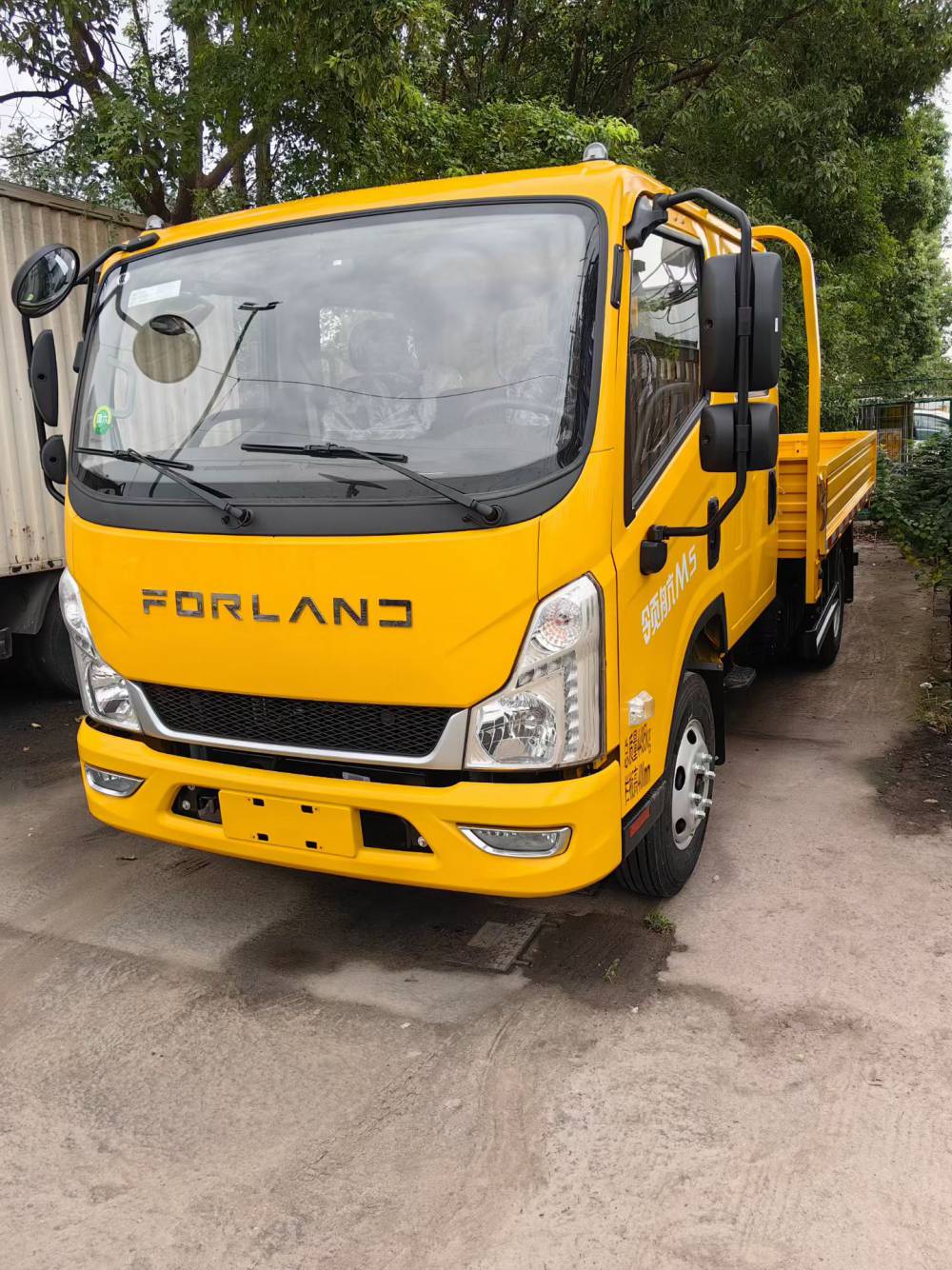 ***M5大双排6人座、柴油平板车～箱车～高栏、150马力