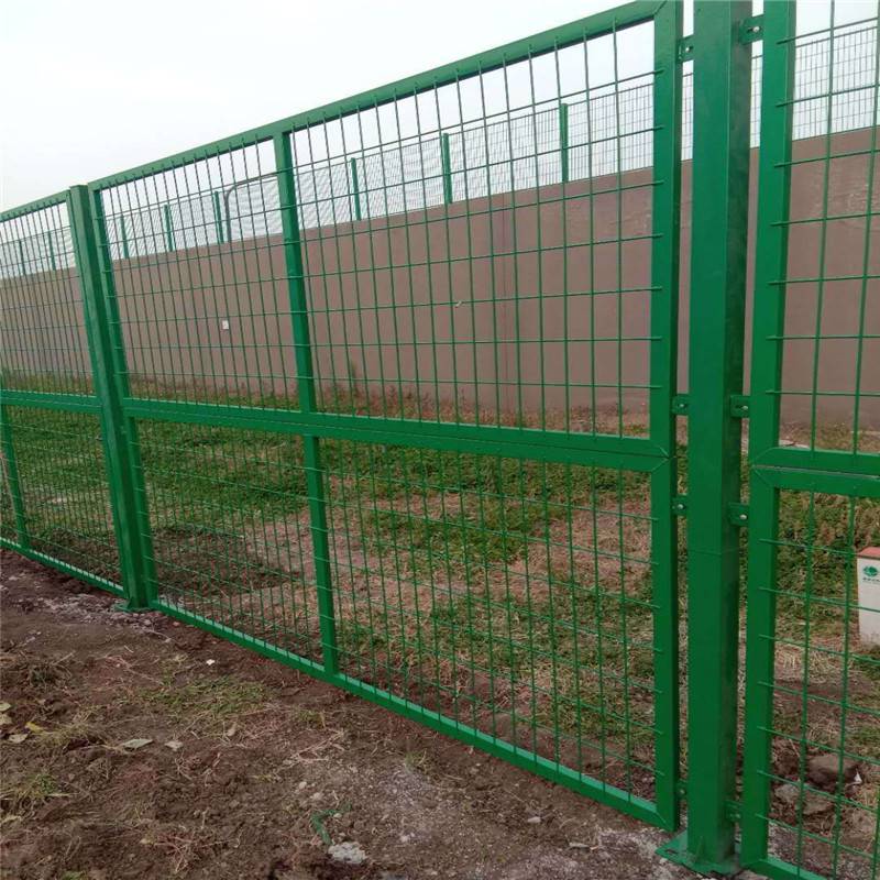 Y型柱防攀爬机场栅门出产厂家