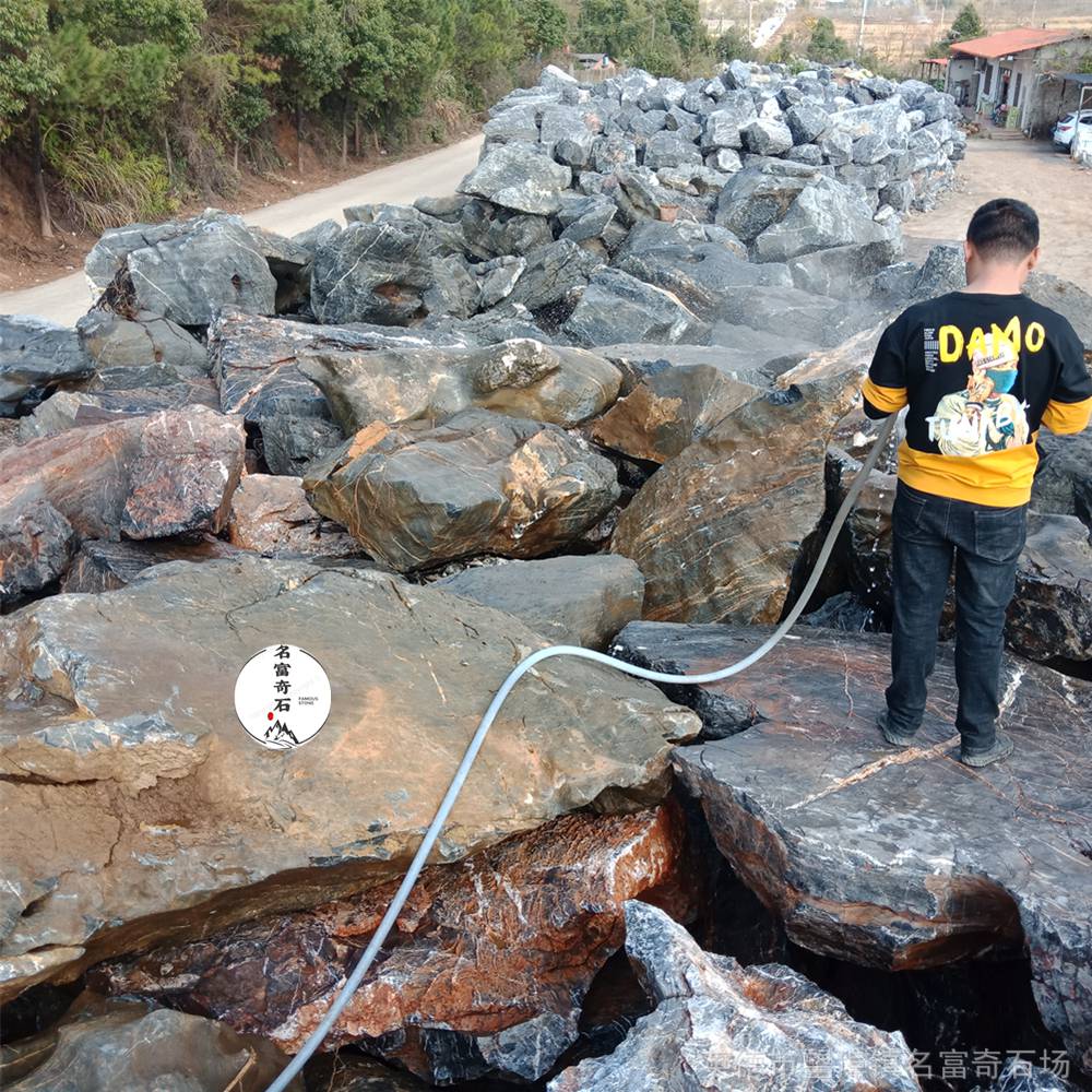 湖南太湖石原产地 太湖石庭院自然山水石 小区鱼池景观堆砌石价格 中国供应商