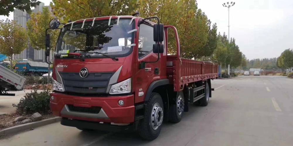 北京福田瑞沃es3前四后四68米小三轴中卡bj5244ccynpfb01