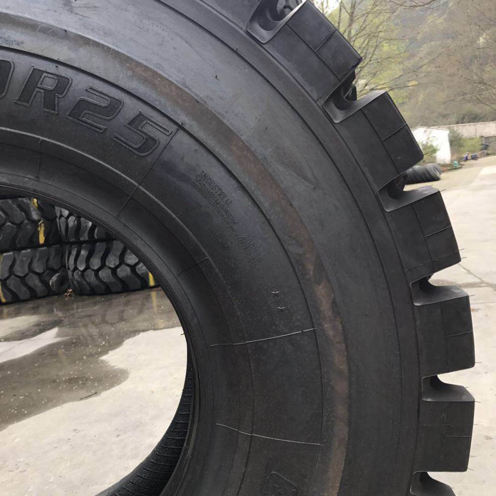 前进1600r20吊车港口轮胎越野钢丝轮胎1600r20三包