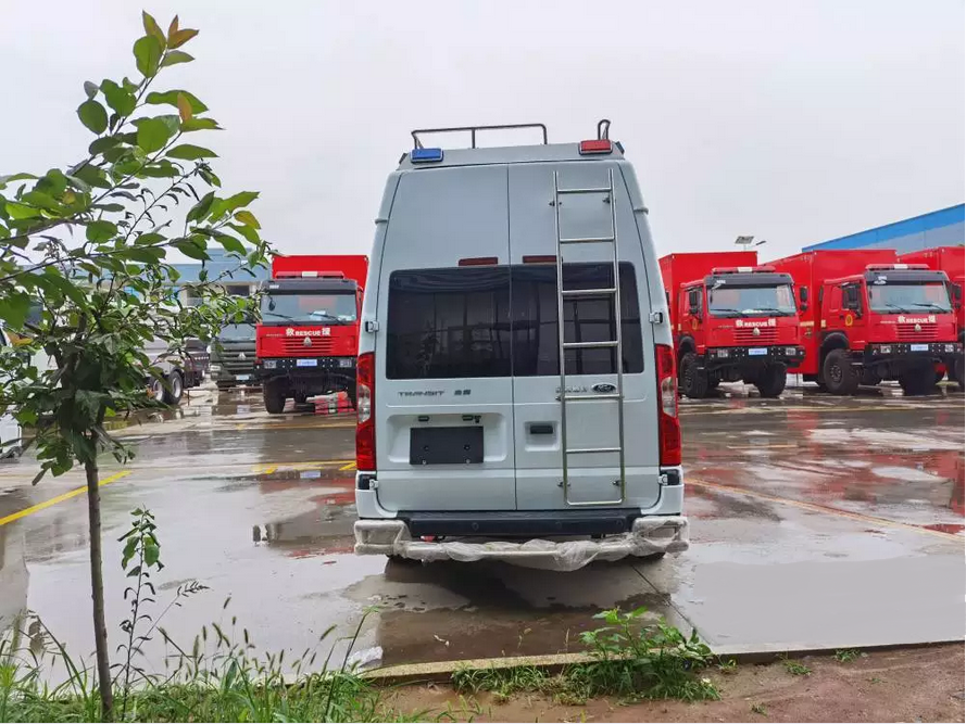 新世代全顺现场勘查车刑事现场勘察车交通事故勘查车