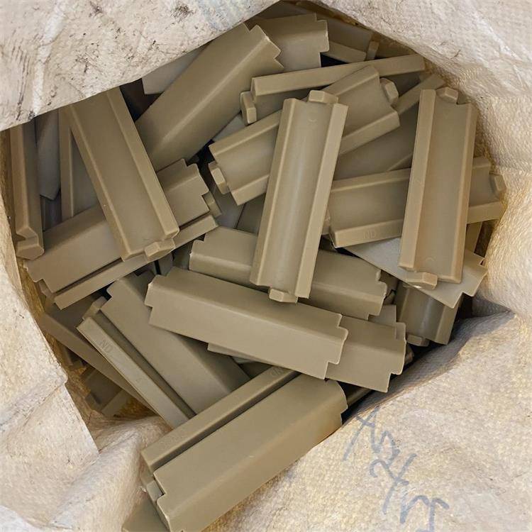 铁路尼龙轨距挡板座 50kg/60kg弹条扣件挡肩绝缘调整块