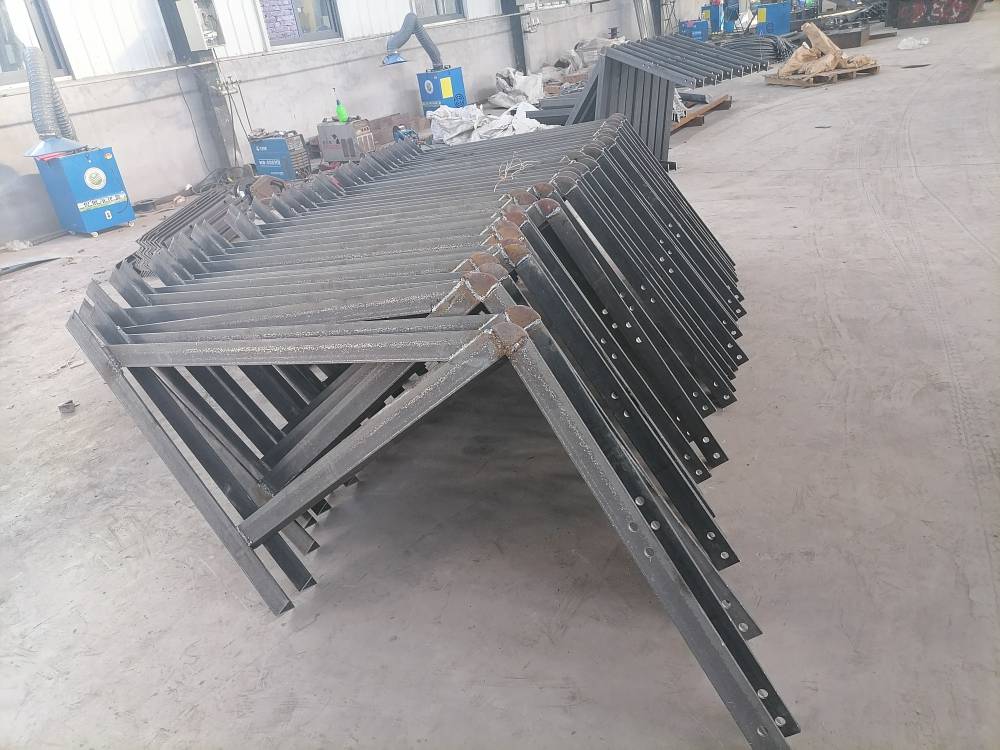 【高铁吊篮安装价钱 吊围栏图纸 南充吊围栏直墩安装】河北邯郸高铁吊