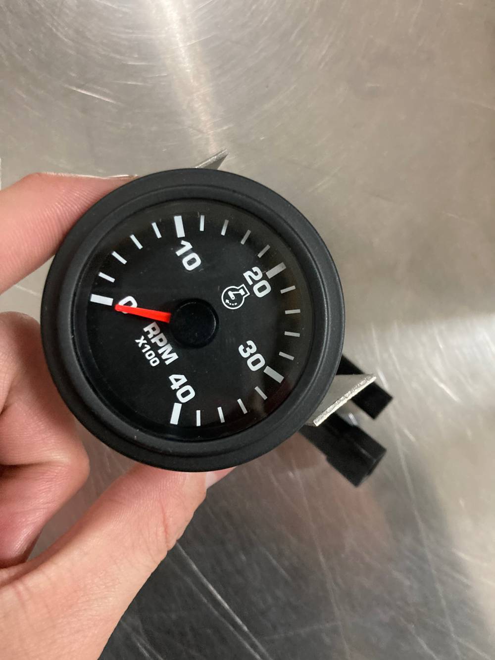 首页>仪器仪表>机械量仪表>转速计>供应美国faria转速表tc5039  上一