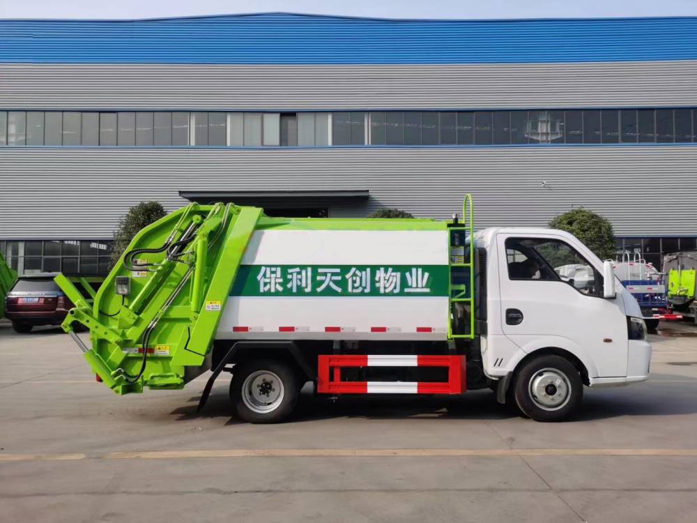压缩垃圾车