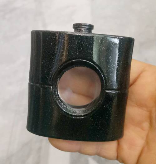 徐州誉华玻璃瓶厂家长期批发100ml黑色镂空玻璃香水瓶定制玻璃瓶图片