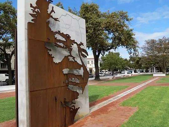 耐候钢板生产厂家耐候深加工耐候花盆火盆耐候立牌耐候景观河南佰洹