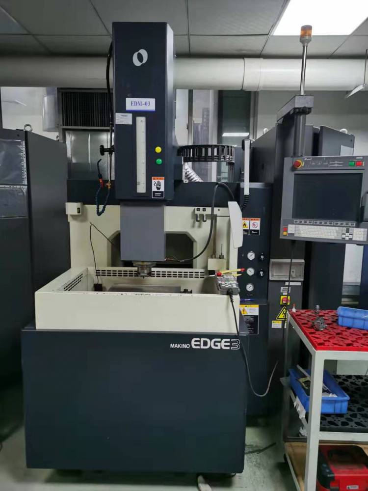 转让牧野火花机edge3