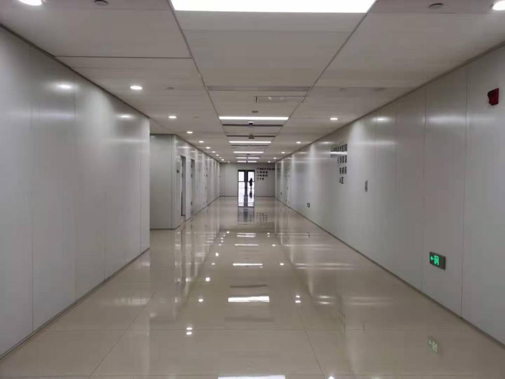 银行医院办公楼金属墙板钢制复合板瓦楞钢板墙图片