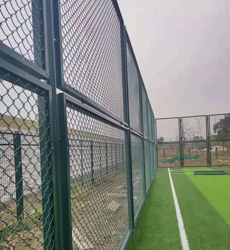 体育场馆球场围网篮球场围网笼式足球场围网色泽鲜亮